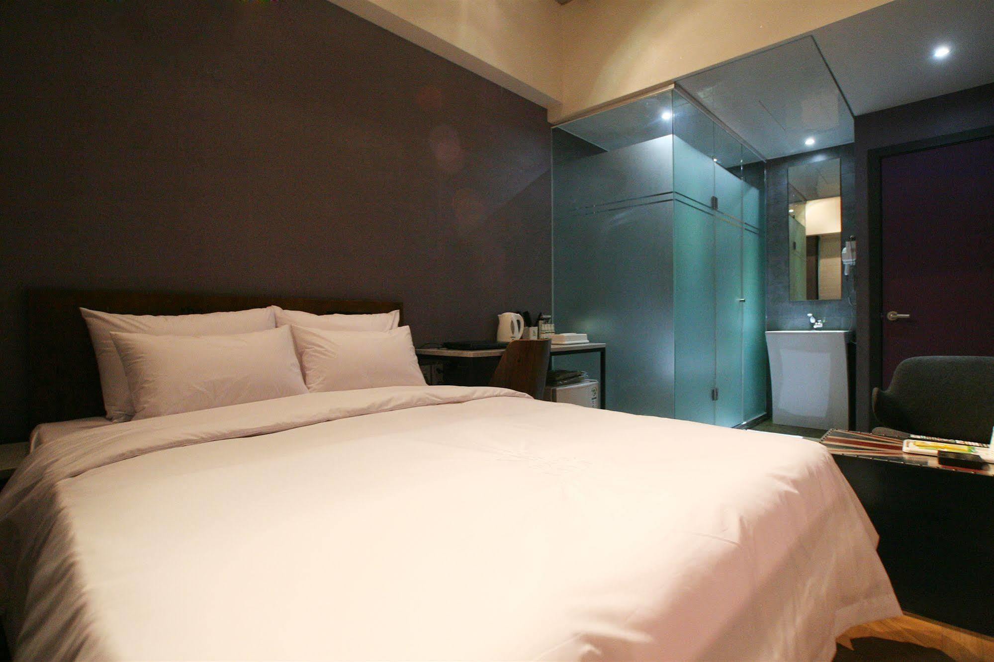 Vvalt Hotel Seul Esterno foto