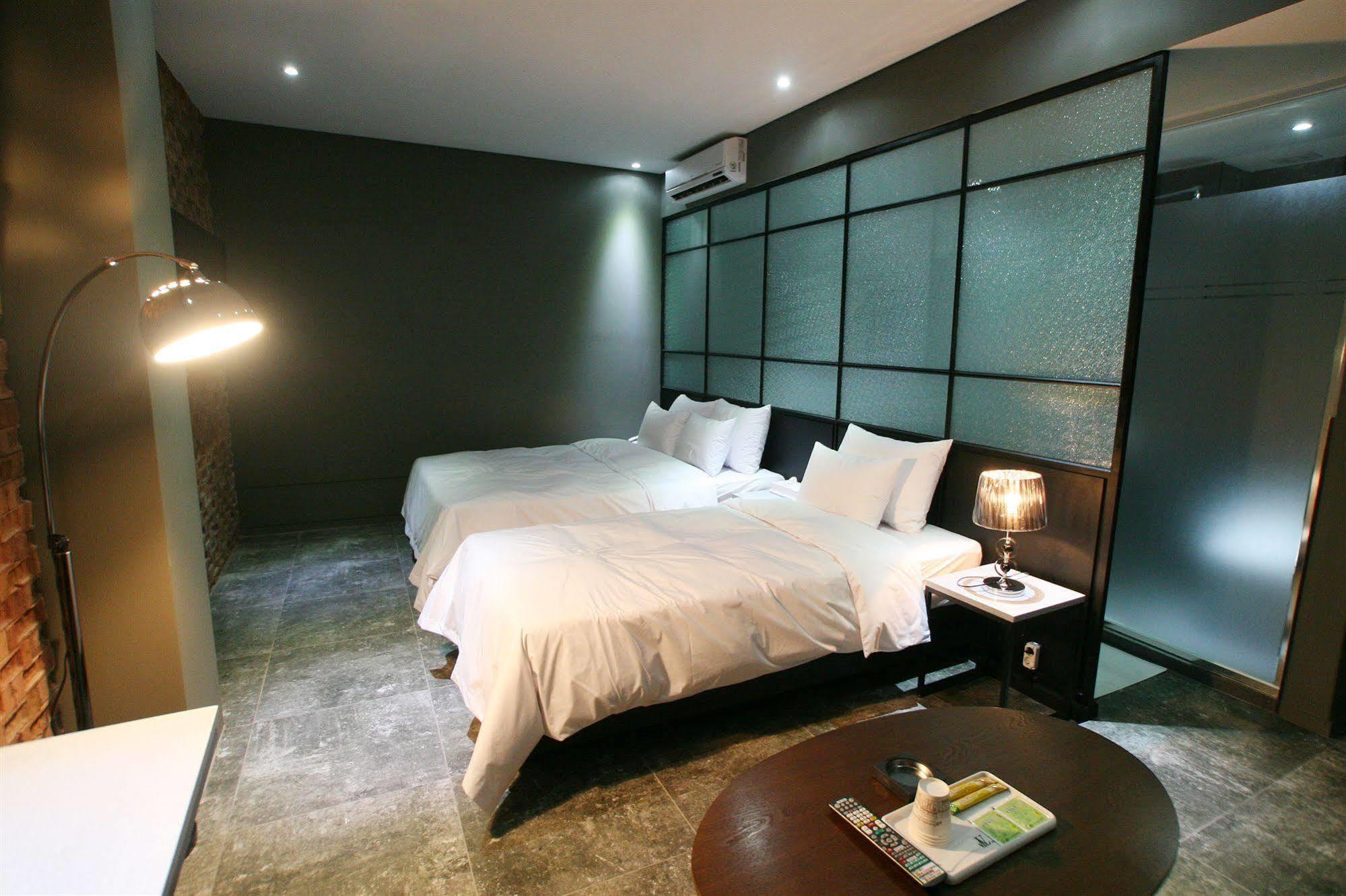 Vvalt Hotel Seul Esterno foto